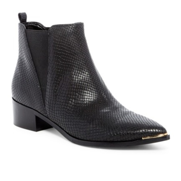 Marc Fisher Shoes - Marc Fisher LTD 'Yale' Chelsea Gold Tip